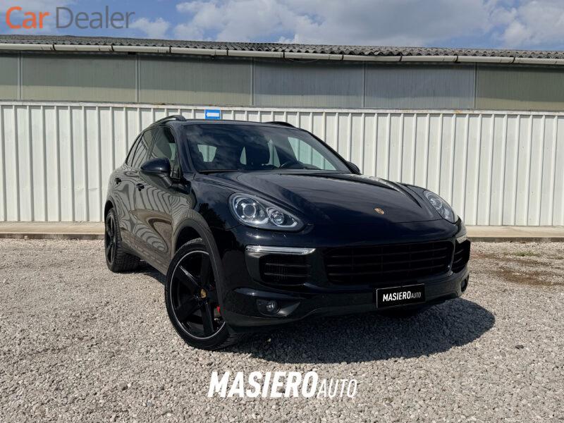 Porsche Cayenne  '2015